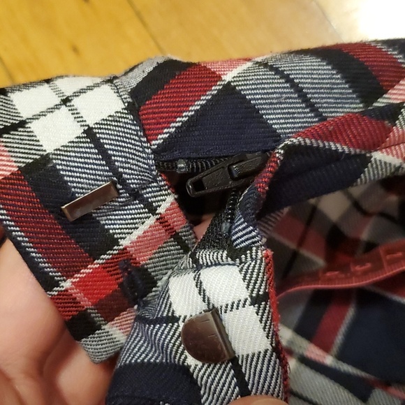 H & M Divided pleated plaid flared mini skirt in red white and blue. Size 4. - Picture 3 of 8